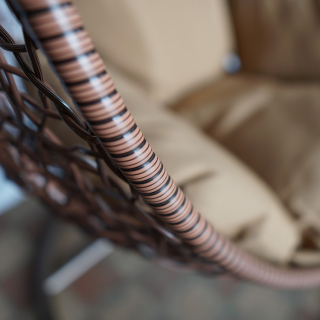 Подвесное кресло KVIMOL KM 0001 большая коричневая корзина. Фото №4