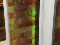 Декоративная соляная стенка с подсветкой (3D-sauna.ru)
