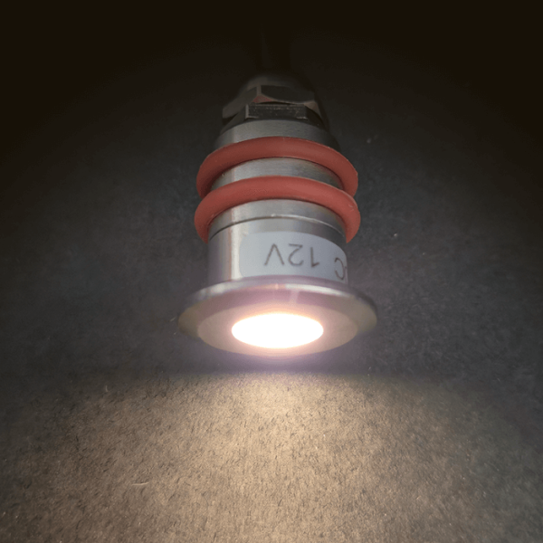 Точечный светильник для бани и сауны Steam Water, D-22 мм, Сталь + дубовая накладка. Фото № 10