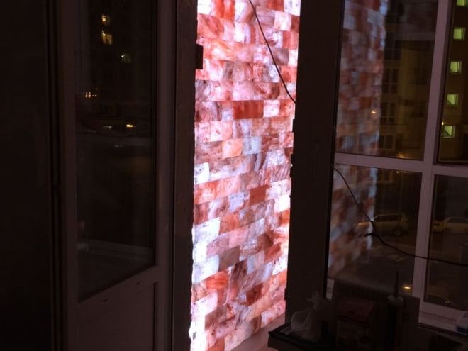 Соляная стенка на балконе квартиры г. Москва
